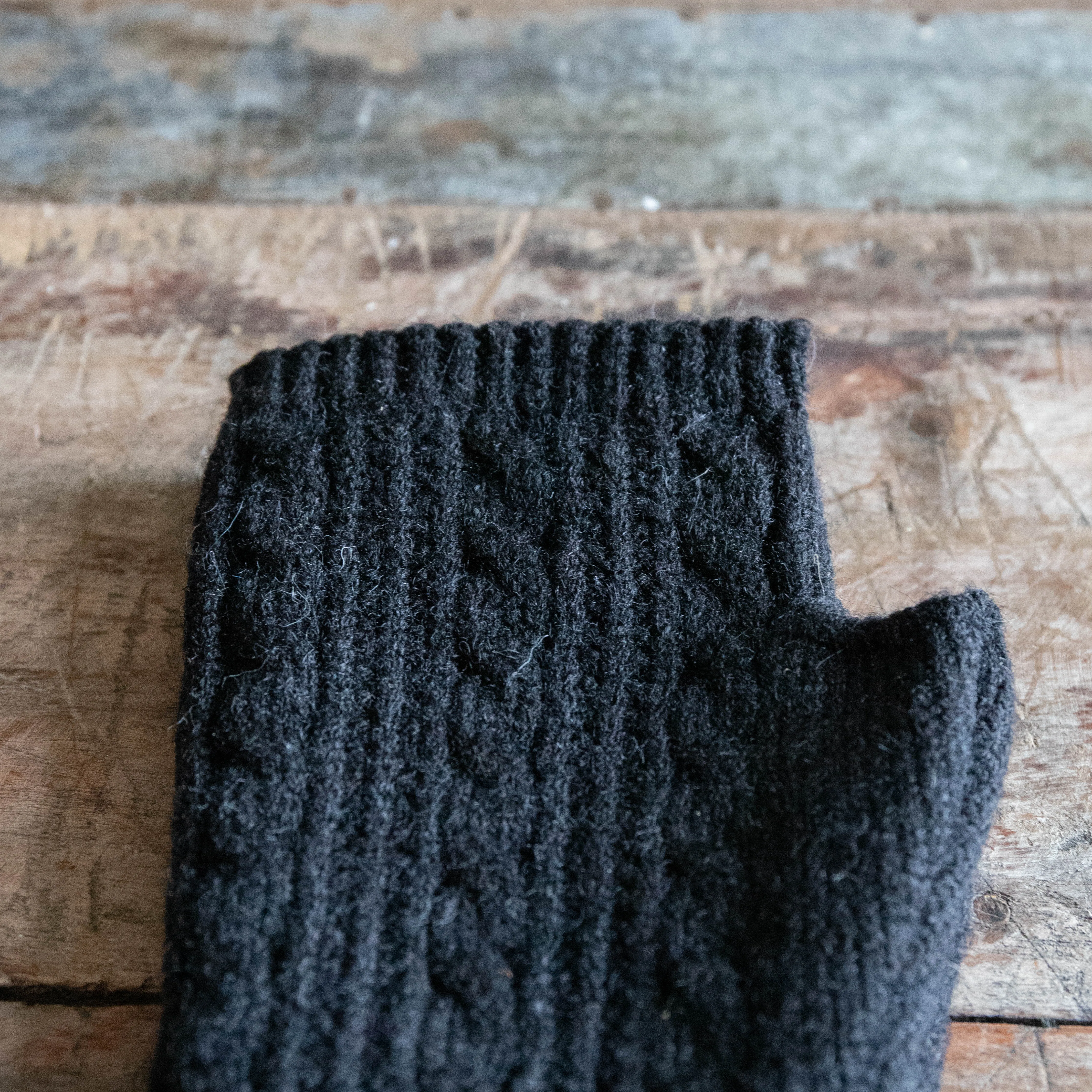 Cable Knit fingerless Gloves - 5 Colours