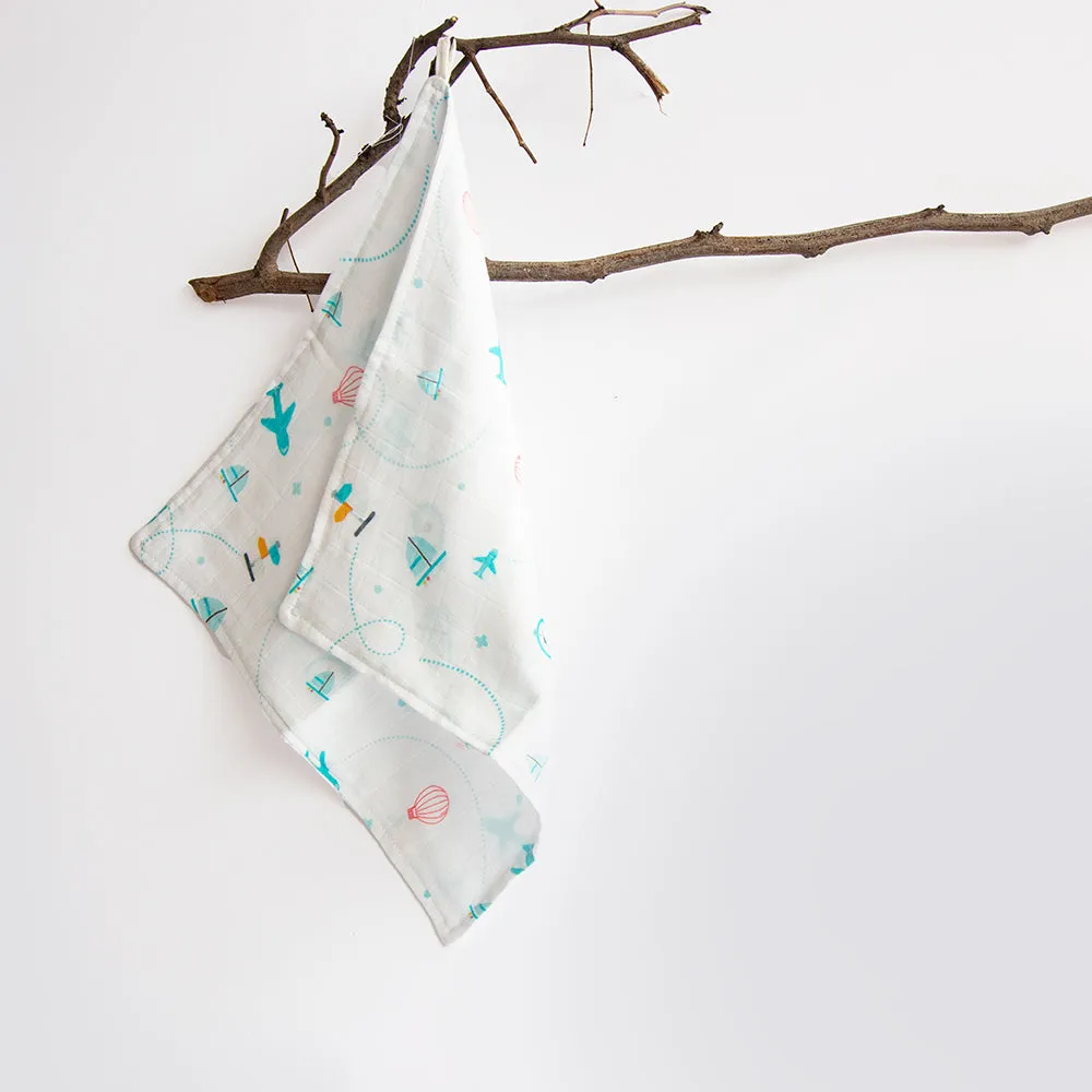 Lil Travellers - Organic Gift "Basket Of Love"